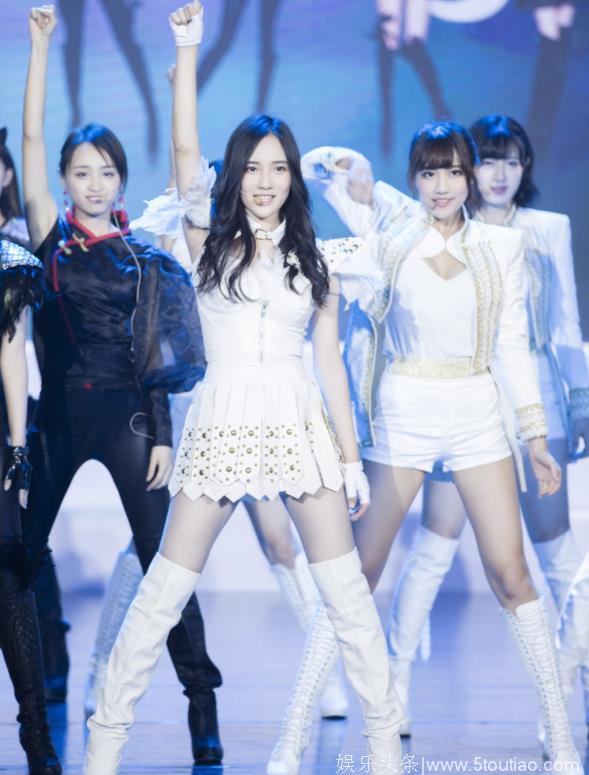 SNH48粉丝投票砸钱几千万，李艺彤、鞠婧祎、黄婷婷等团体偶像上位秘诀是什么？