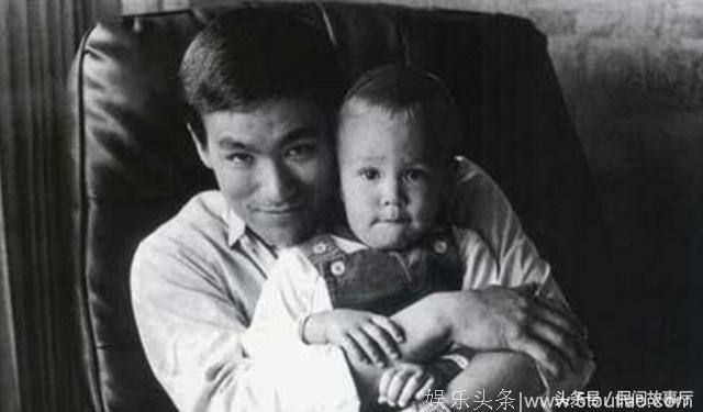 李小龙李国豪父子俩为什么会突然暴死？这个说法才叫人信服