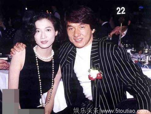 44岁吴绮莉形似老太，给成龙未婚生子惨遭抛弃，女儿名字意味深长