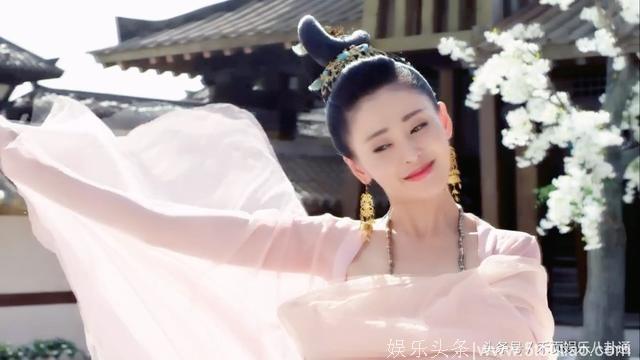 《双世宠妃》和《太子妃升职记》相比，无论演员颜值演技配角都是太子妃都更胜一筹