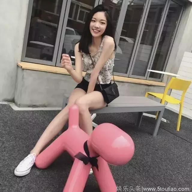 55亿身家17岁第一白富美被男友狠甩并放话：没人稀罕你的家境 Angelababy 都要靠她上热搜