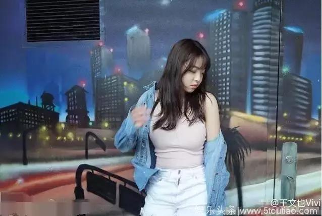 55亿身家17岁第一白富美被男友狠甩并放话：没人稀罕你的家境 Angelababy 都要靠她上热搜