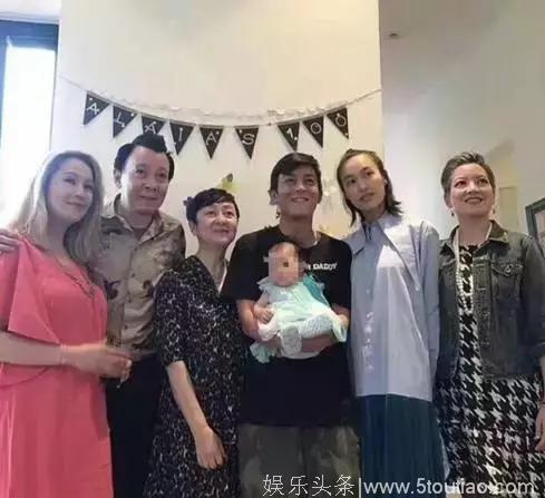 当年那个个性男孩“陈老师”，终成潮流奶爸！内地开show，或将重返乐坛！