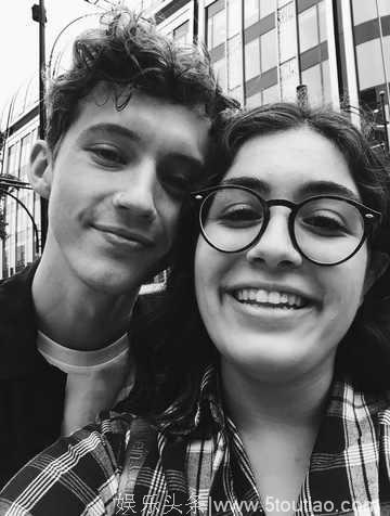 贾斯汀·比伯(JustinBieber)、特洛耶·希文(TroyeSivan)近况，你更喜欢谁呢