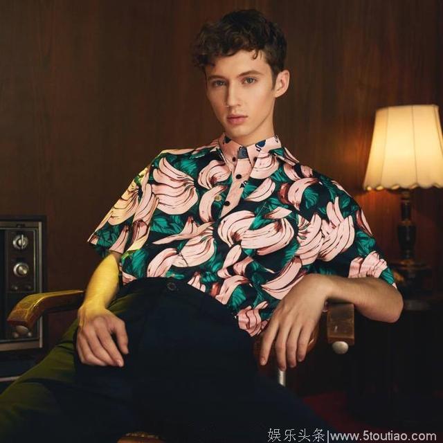 贾斯汀·比伯(JustinBieber)、特洛耶·希文(TroyeSivan)近况，你更喜欢谁呢