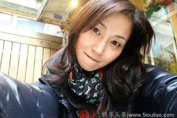 她19岁获亚姐亚军，曾坦言非甄子丹不嫁，如今结婚17年还未生子！