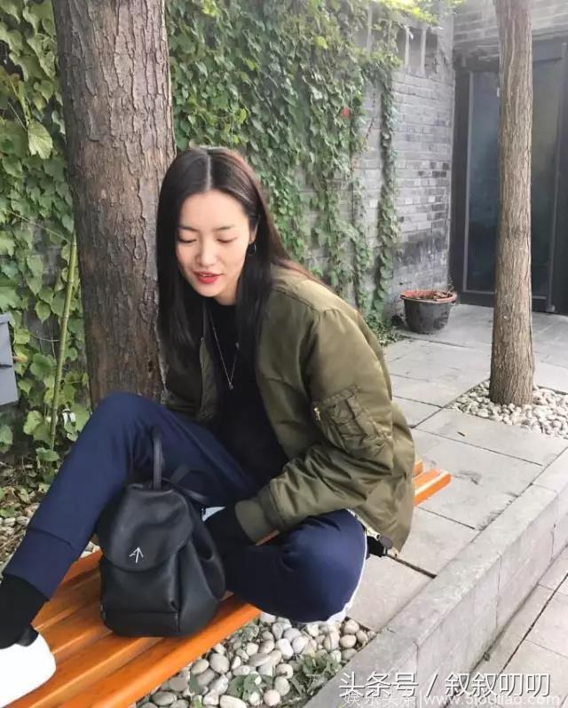 “大表姐”刘雯的私服瞬间留影，美人在骨不在皮，刘雯美在骨子里