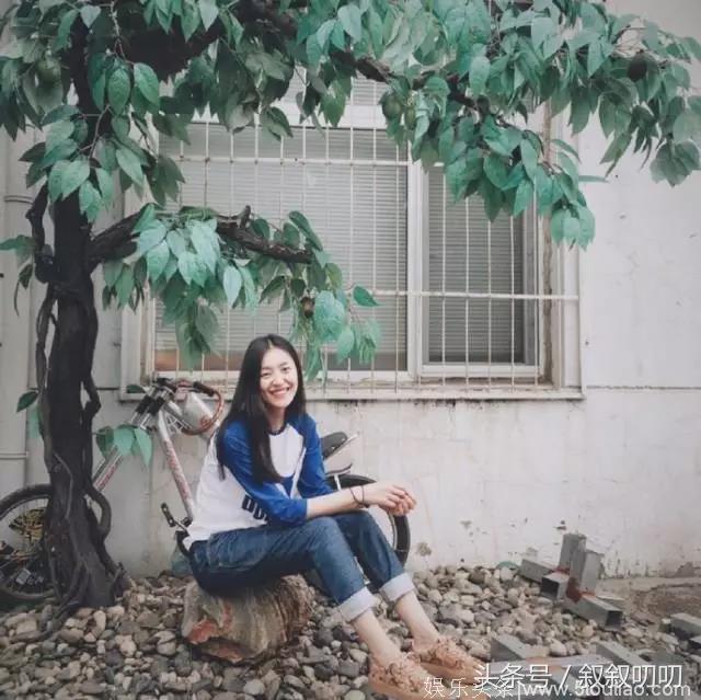 “大表姐”刘雯的私服瞬间留影，美人在骨不在皮，刘雯美在骨子里