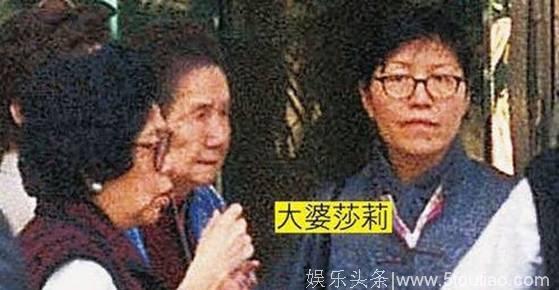 谭咏麟庆儿子毕业，发妻杨洁薇不闻不问，她却彻底“转正”了