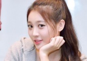 扎高马尾的韩国女星，金亚荣裴珠泫金泰妍，谁的造型最养眼？