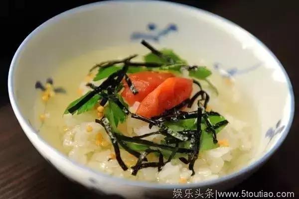 百味人生 温馨暖心 美食情缘《深夜食堂2》长篇影评