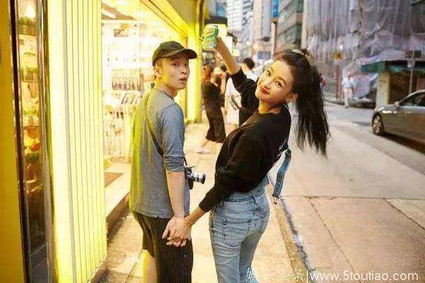 孙怡半夜发孕照，结果和董子健在评论里秀起了恩爱