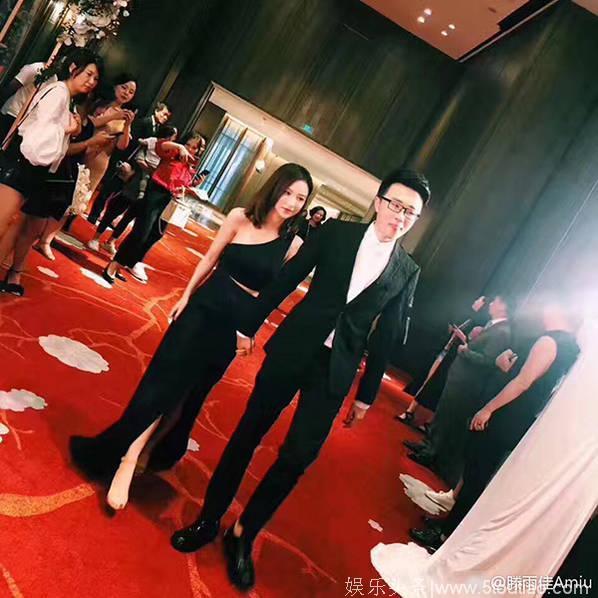 王思聪前女友雪梨订婚后的首照，如此动人
