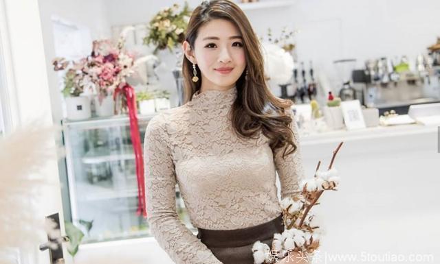 外表甜美酷似林依晨却在婚姻中败给了阿娇！现成网红做时尚达人