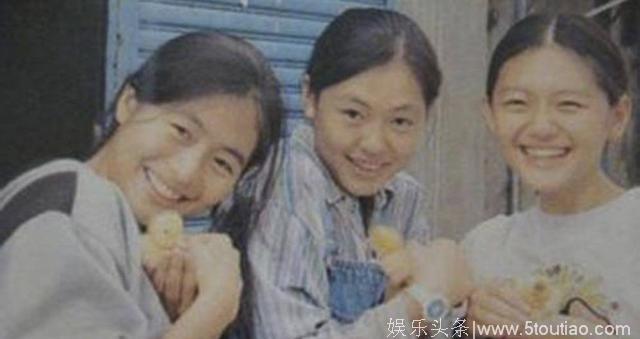 大小S家族聚会 徐妈携三女同框留念 网友：眼睛都快用不过来了