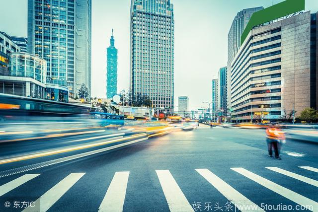影评《人在囧途》，艺术对农民工的傲慢与偏见