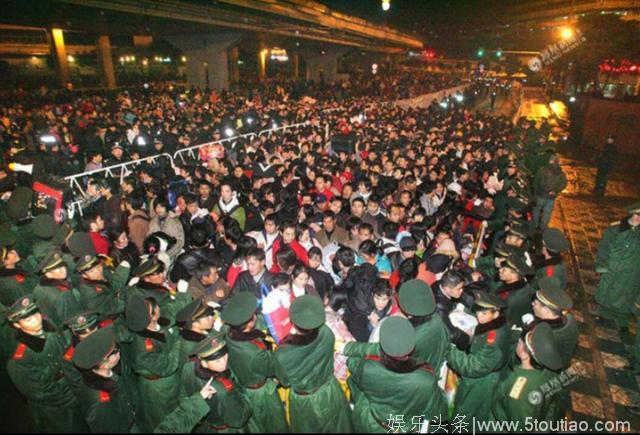 影评《人在囧途》，艺术对农民工的傲慢与偏见