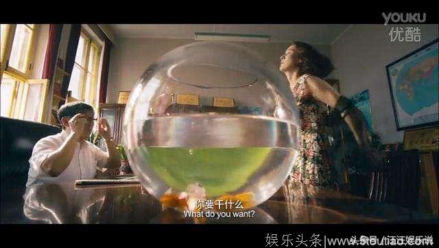 66岁李立群全家近照，被沈腾再次带火，儿子多年不红女儿漂亮有才