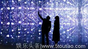 爱情片《宇宙有爱浪漫同游》曝新预告