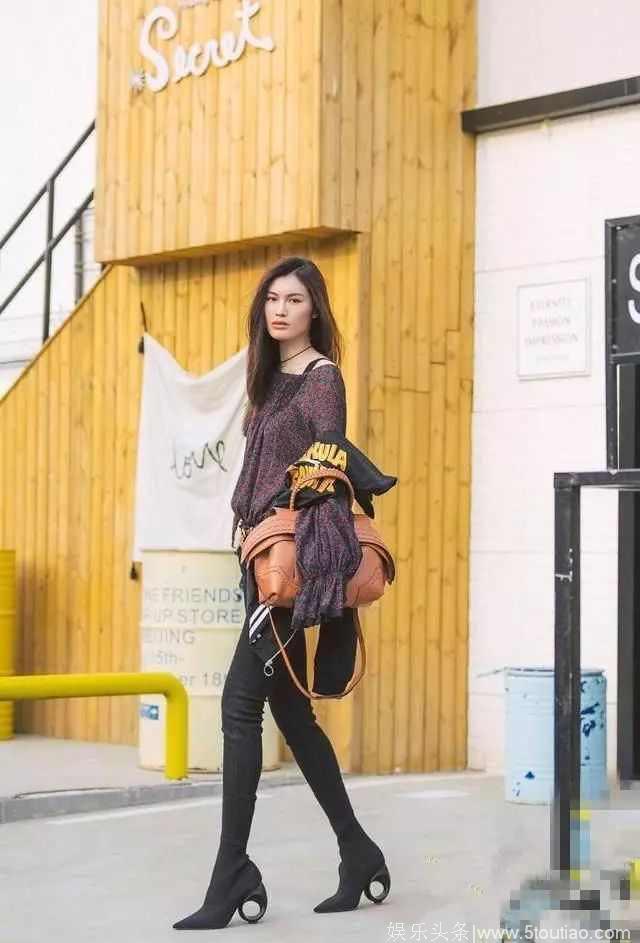 阿娇的恨天高已经习以为常，李冰冰何穗脚踩风火轮才叫奇葩