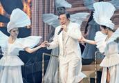 86岁胡枫红馆开唱请来半个香港娱乐圈，张学友、谭咏麟都表示敬佩
