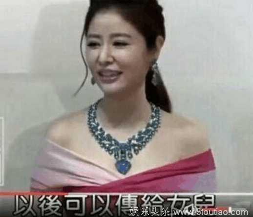 林心如拍下价值6500万项链送女儿，下一个李湘？