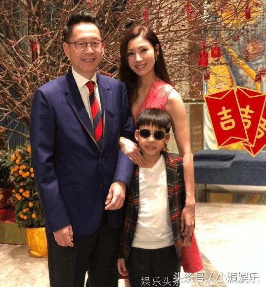 李嘉欣妈妈80了, 比刘晓庆赵雅芝年轻太多 网友评论炸开了锅