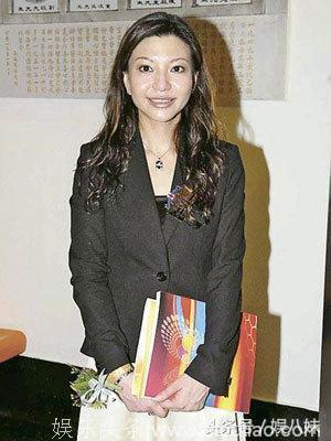 传奇香港豪门 富二代不玩女零绯闻 女儿患抑郁自杀 比电视剧精彩