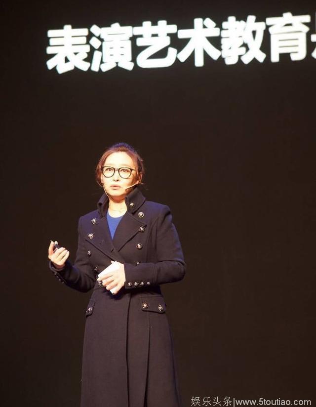 中戏老师看骨辩整容，刘天池点名：国内演员仅一成演员合格