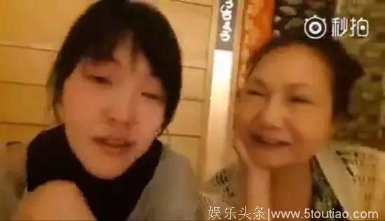 大s全家出游，小s却深夜发文被疑婚姻破裂？视频中这个细节亮了