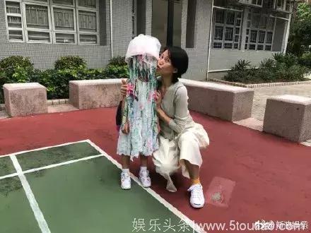 她是TVB最年轻视后，下嫁穷小子，如今晒出20岁剧照美出天际！