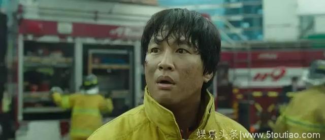 国内未上映，这部片光特效就花了几百亿，就问你看不看