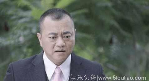 挖掘小沈阳, 帮刘德华招保镖, 成就赵本山    网友: 内地向华强?