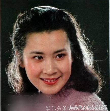 盘点70至80年代当红女星老胶片，不施粉黛，赛过现在任何一朵小花