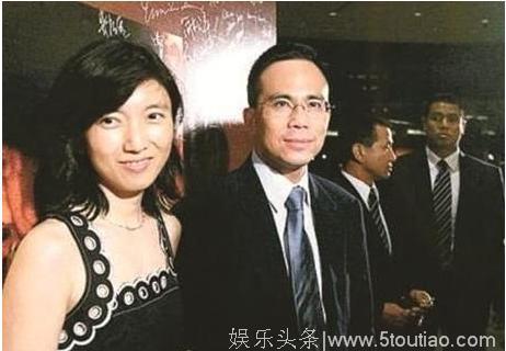 不同于徐子淇一路生生生，她凭什么坐稳香港首富家的女主人？