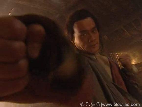 为什么丁海峰版“武松打虎”最经典？因为他打的是真老虎！