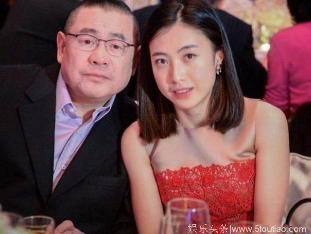 李嘉欣因他声名狼藉，他却在67岁再得一女，传奇指数不输李嘉诚