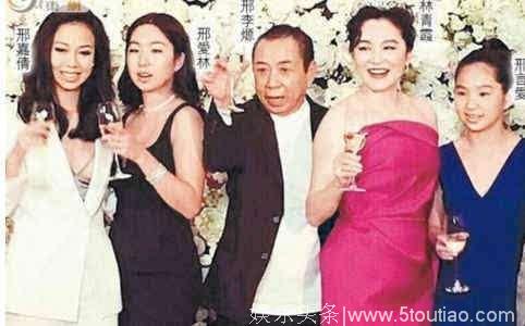 贾静雯3个女儿太美，林青霞3个女儿却被嘲，网友：怪孩子爸爸！