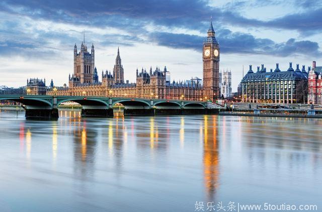 旅游影评系列|萌萌哒的彼得兔带你一起看遍英国湖区的美丽风光！