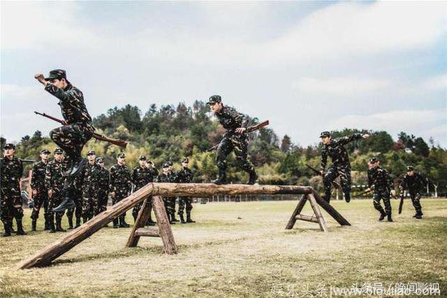 四部军事电视剧要上映, 网友: 期待《利刃出击》后的剧作