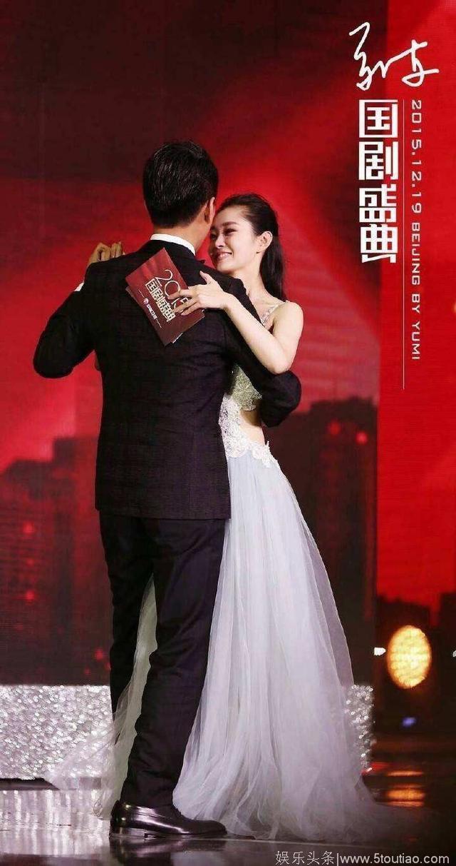 靳东和这位女星演一部电视剧，熬夜都要追完