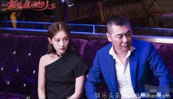 陈建斌也开始搭档90后演员，而他的前女友才是娱乐圈绯闻绝缘体！