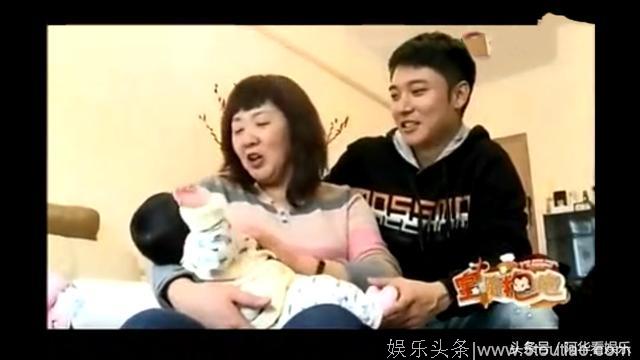 张丹峰妈妈来港见洪欣的女儿笑不拢嘴，最令人吃惊的却是洪欣妈妈