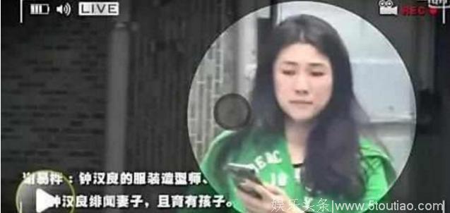 钟汉良一家6口近照：有四人长同一张脸，所幸女儿遗传了妻子的美