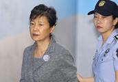 朴槿惠判了李明博离监狱不远，这部韩剧告诉你韩国还有善终的总统