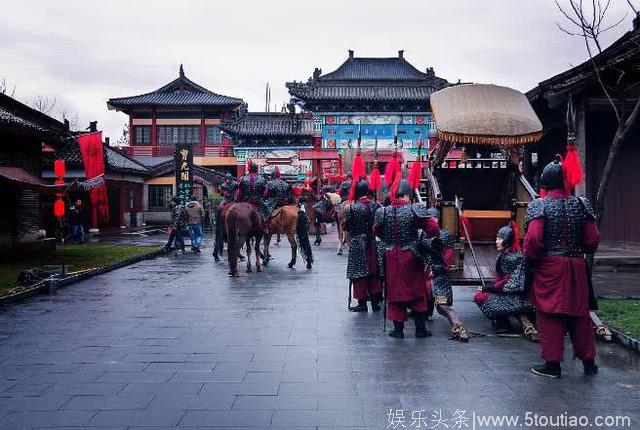 中国“最假”景区，比实景还火，明星都喜欢来这拍戏！