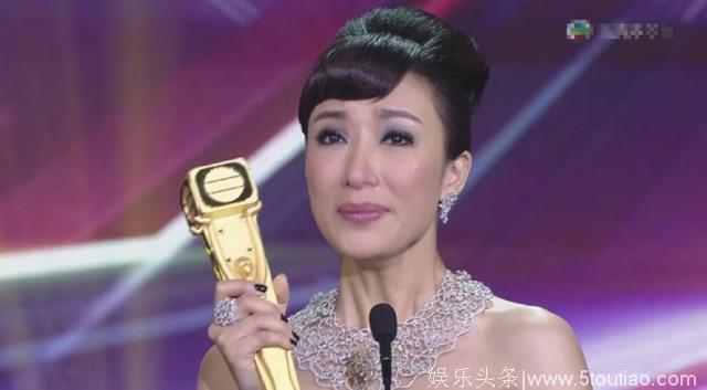 佘诗曼、杨怡、胡杏儿三位昔日TVB视后同台，脸部状态却差很大