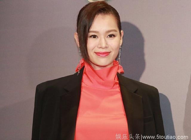 佘诗曼、杨怡、胡杏儿三位昔日TVB视后同台，脸部状态却差很大