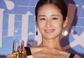 盘点娱乐圈拥有“排骨胸”的11位女星，瘦成这样真的好看吗？