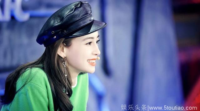 黄晓明这么喜欢Angelababy，看完女星和婆婆的合照，终于知道原因